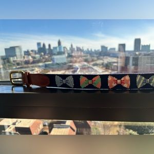 Smathers & Branson Bow Tie Needlepoint Belt